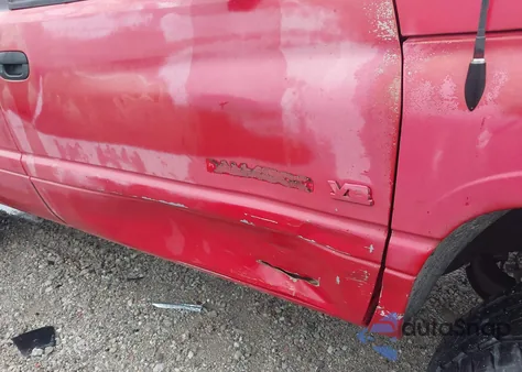 1998 Dodge Ram 1500 St z USA, uszkodzony, nr VIN 3B7HC13YXWG228304